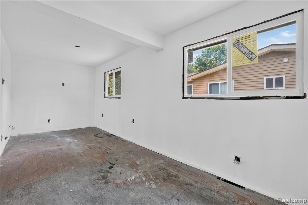 3504 Creekwood Drive, Saginaw, MI 48601 — Photo 14