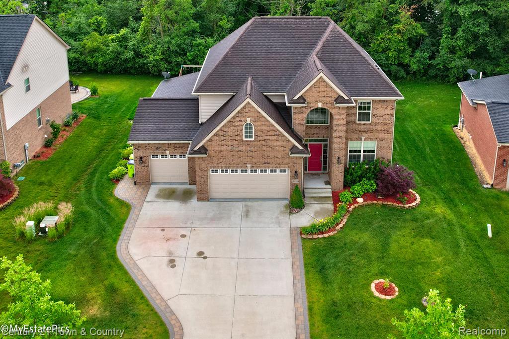 50784 SEVILLA Circle, Novi, MI — Photo 2