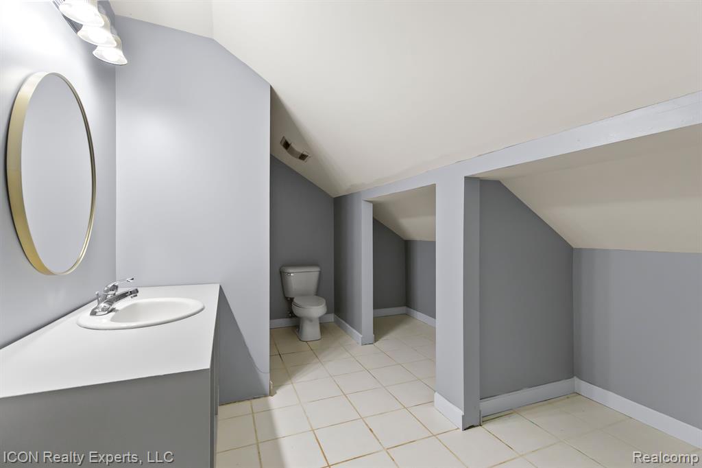5580 HEGEL Road, Goodrich Vlg, MI — Photo 43