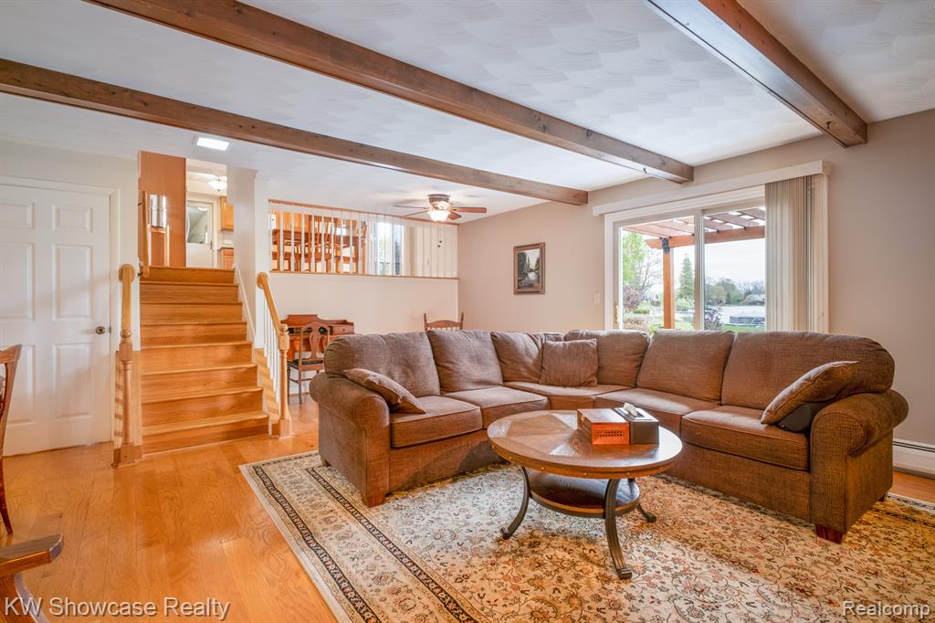 9145 SANDY RIDGE Drive, White Lake, MI — Photo 12