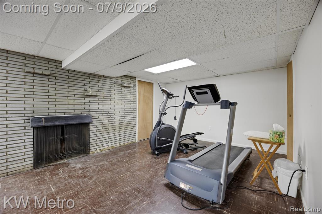 20665 Woodcrest Street, Harper Woods, MI 48225 — Photo 39