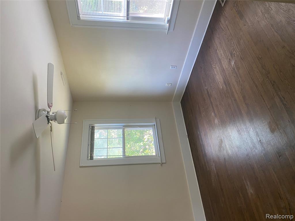 65 Chippewa Road, Pontiac, MI 48341 — Photo 9