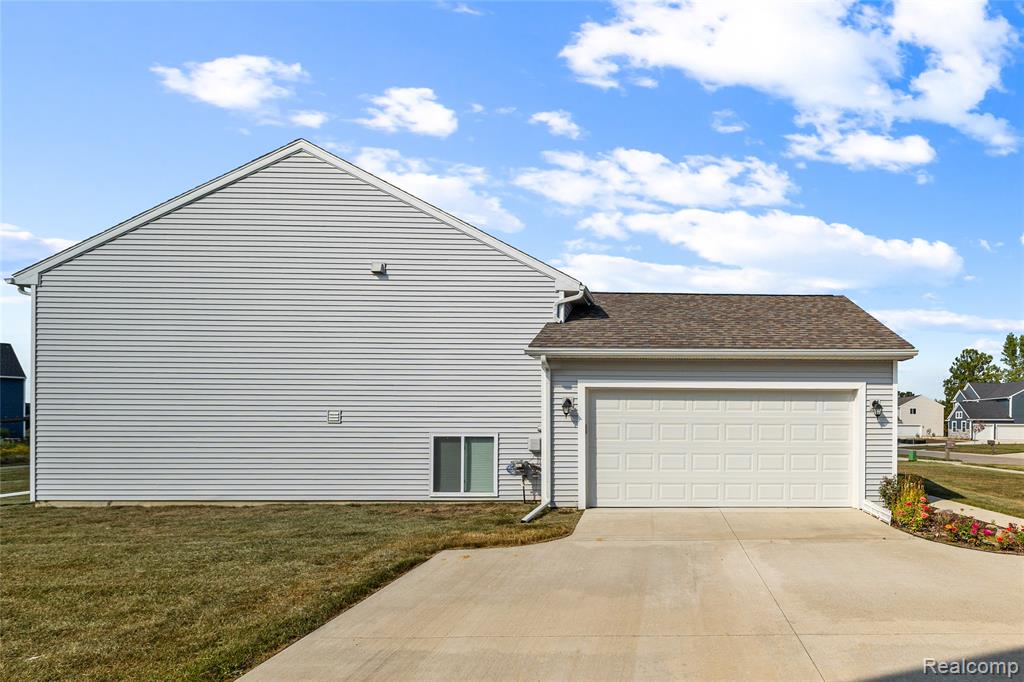 7158 Primrose Lane, Grand Blanc, MI 48439 — Photo 5