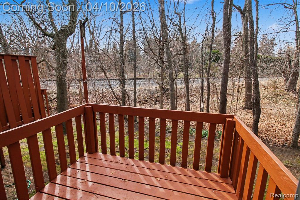 616 Rickett Road, 118, Brighton, MI 48116 — Photo 17