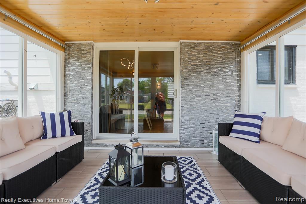 38146 Mast Street, Harrison Township, MI — Photo 5