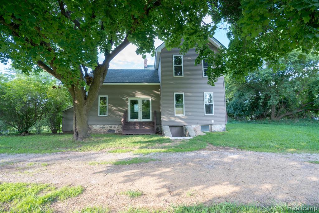 8051 Coyle Road, Whitmore Lake, MI 48189 — Photo 2