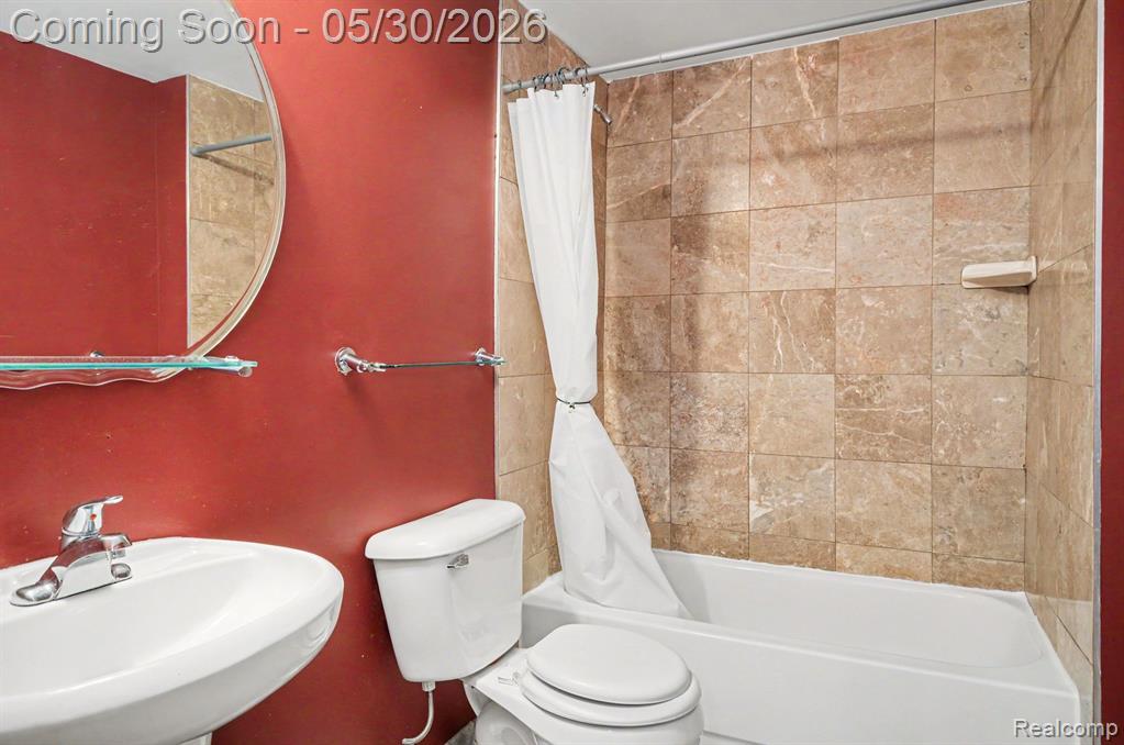 98 Northbound Gratiot Avenue, 12, Mount Clemens, MI 48043 — Photo 12