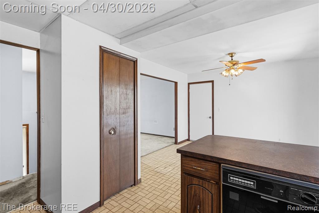 5380 Prentis Road, Waterford, MI 48327 — Photo 20