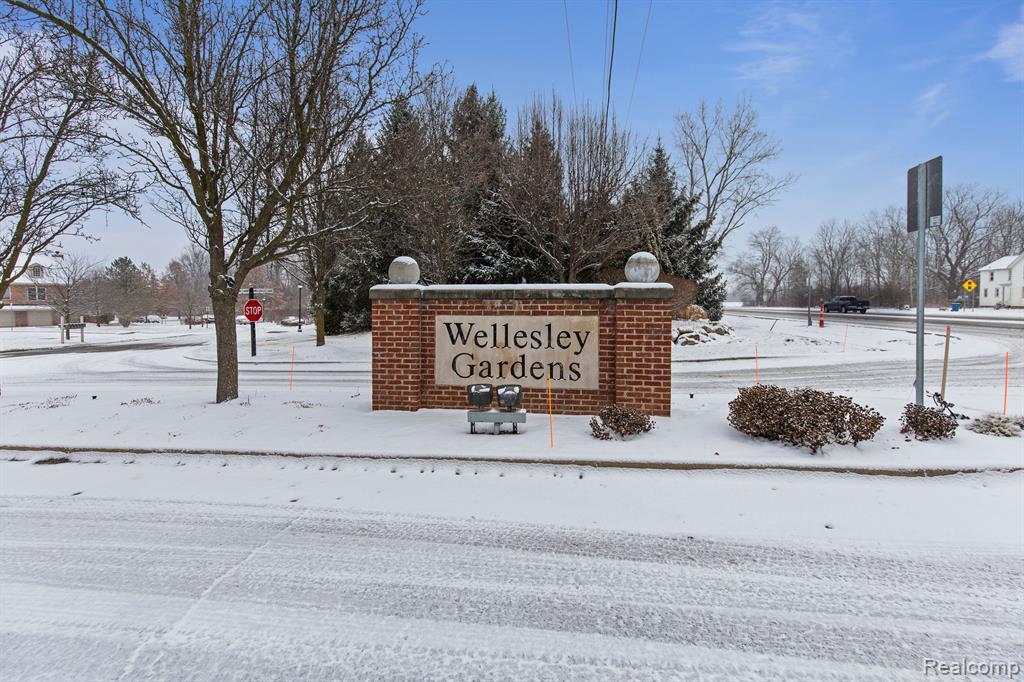 5570 HAMPSHIRE Lane, Ypsilanti, MI 48197 — Photo 23