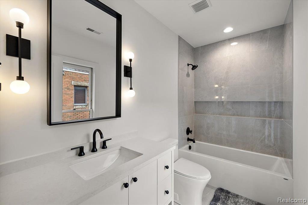 647 ANN Street, Birmingham, MI 48009 — Photo 44