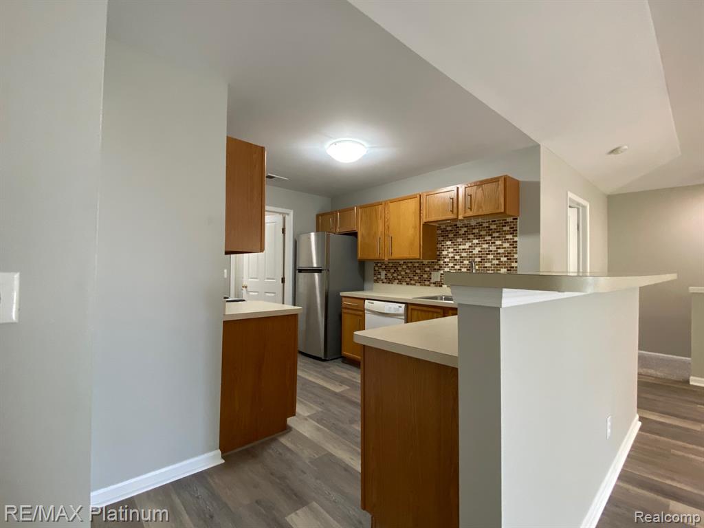 4153 Hampton Ridge Boulevard, 3, Howell, MI 48843 — Photo 9
