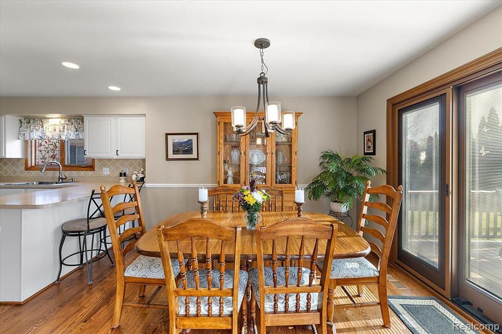 41646 WESTBURY Lane, Clinton Twp, MI 48038 — Photo 12