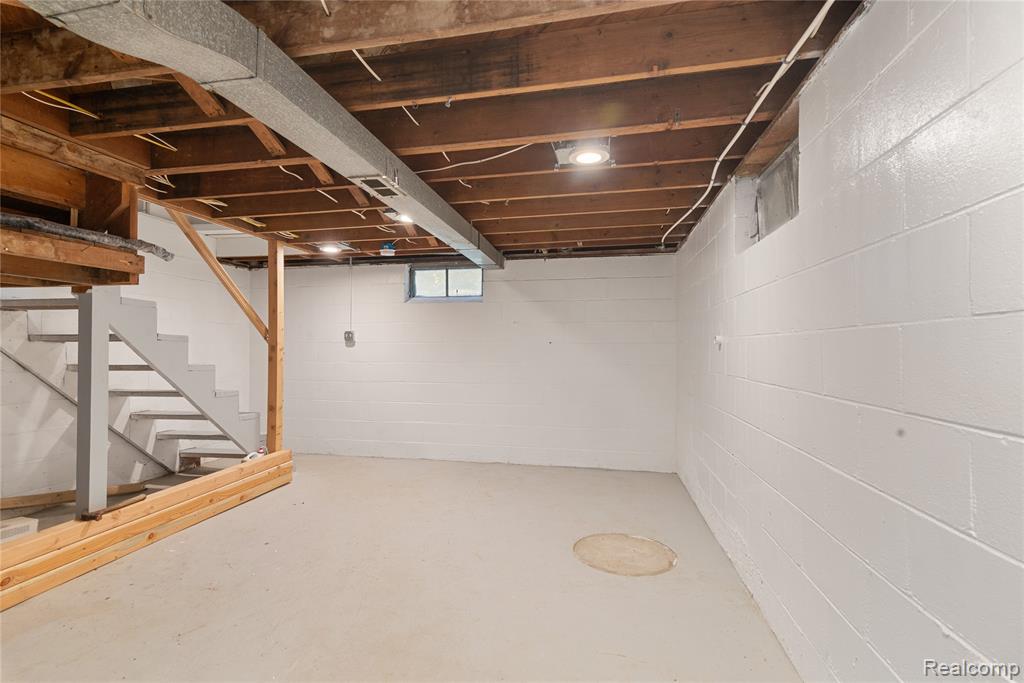 4209 Laforest Drive, Waterford, MI 48329 — Photo 21
