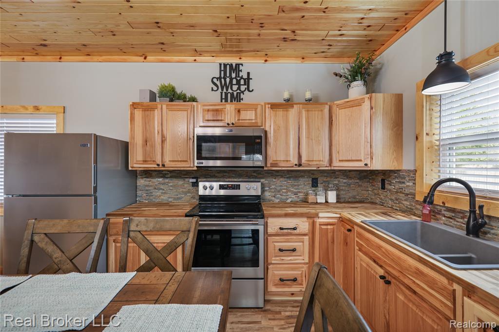 791 Lancewood Street, Gaylord, MI 49735 — Photo 8
