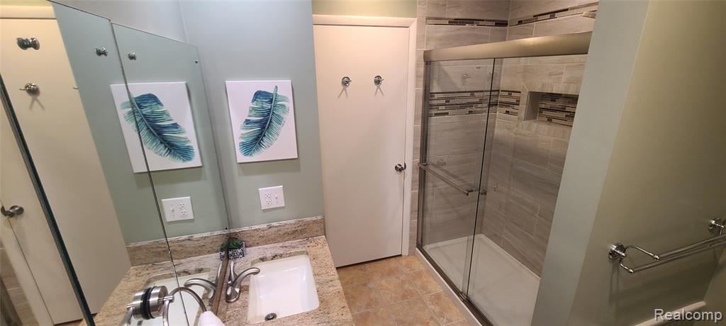 6962 Stockport Drive, Lambertville, MI 48144 — Photo 19