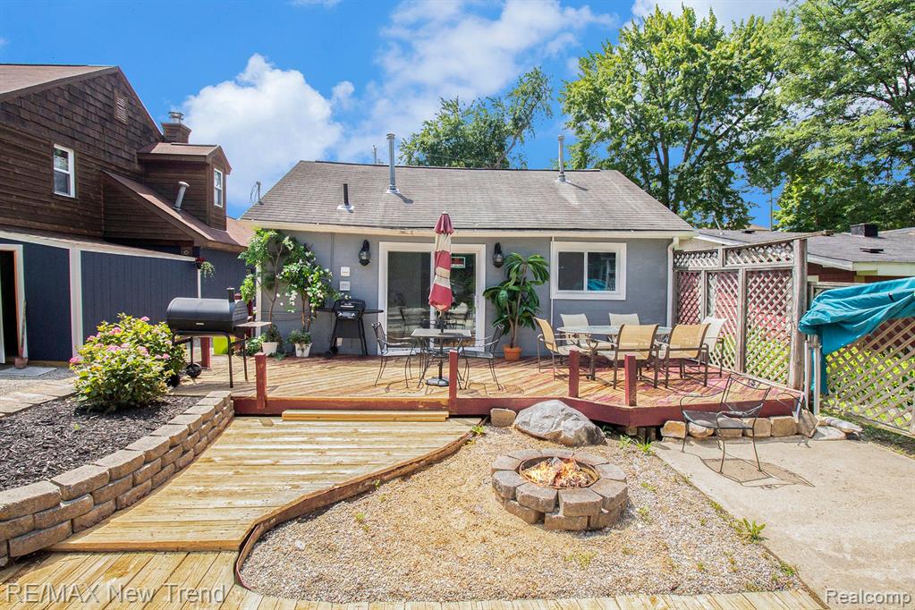 4766 Linwood, West Bloomfield, MI 48324 — Photo 27