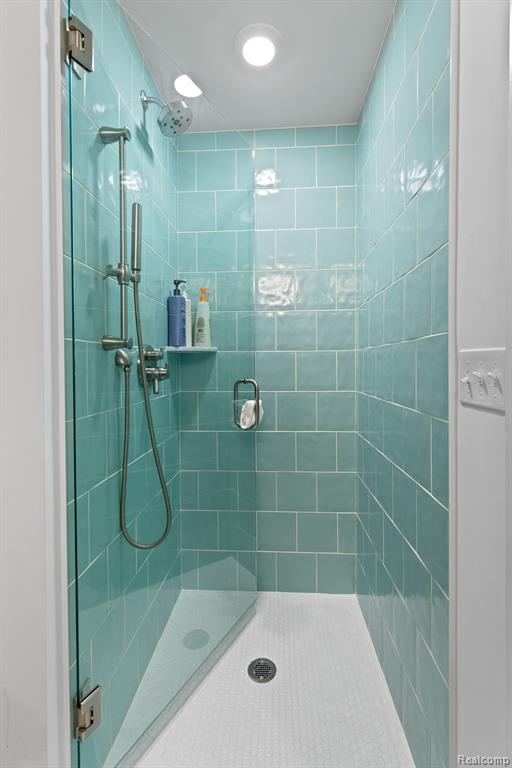 459 E MILWAUKEE Street, Detroit, MI 48202 — Photo 13