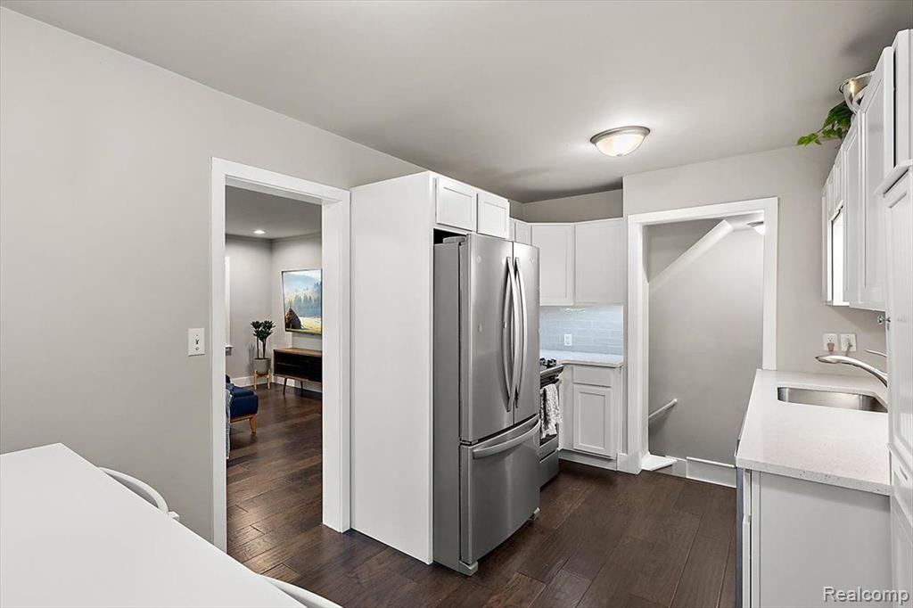 617 IRVING Avenue, Royal Oak, MI 48067 — Photo 14