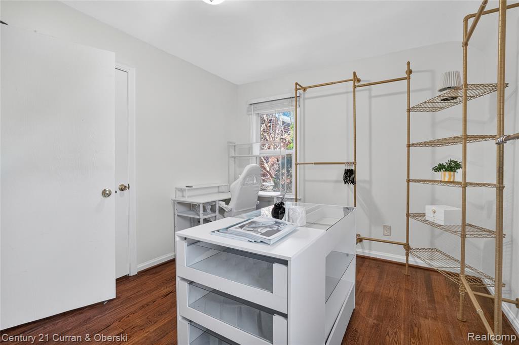 5 Barclay Court, Dearborn, MI 48126 — Photo 21