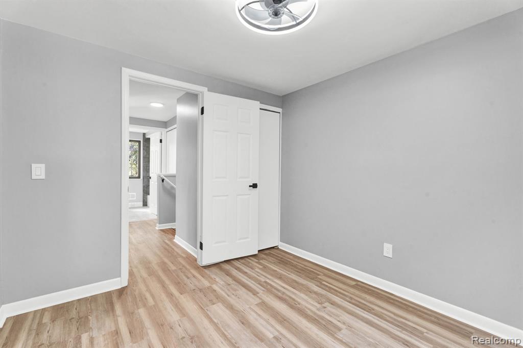 8962 Glasgow Drive, White Lake, MI — Photo 35