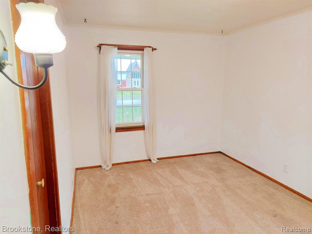 5104 CHESANING Road, Chesaning, MI 48616 — Photo 23