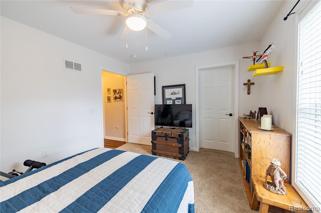 40880 Willis Road, Belleville, MI 48111 — Photo 28
