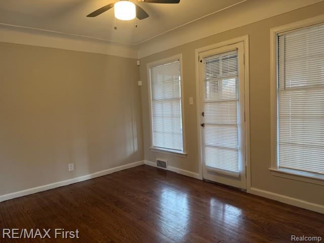 14852 Warwick Street, Detroit, MI 48223 — Photo 12