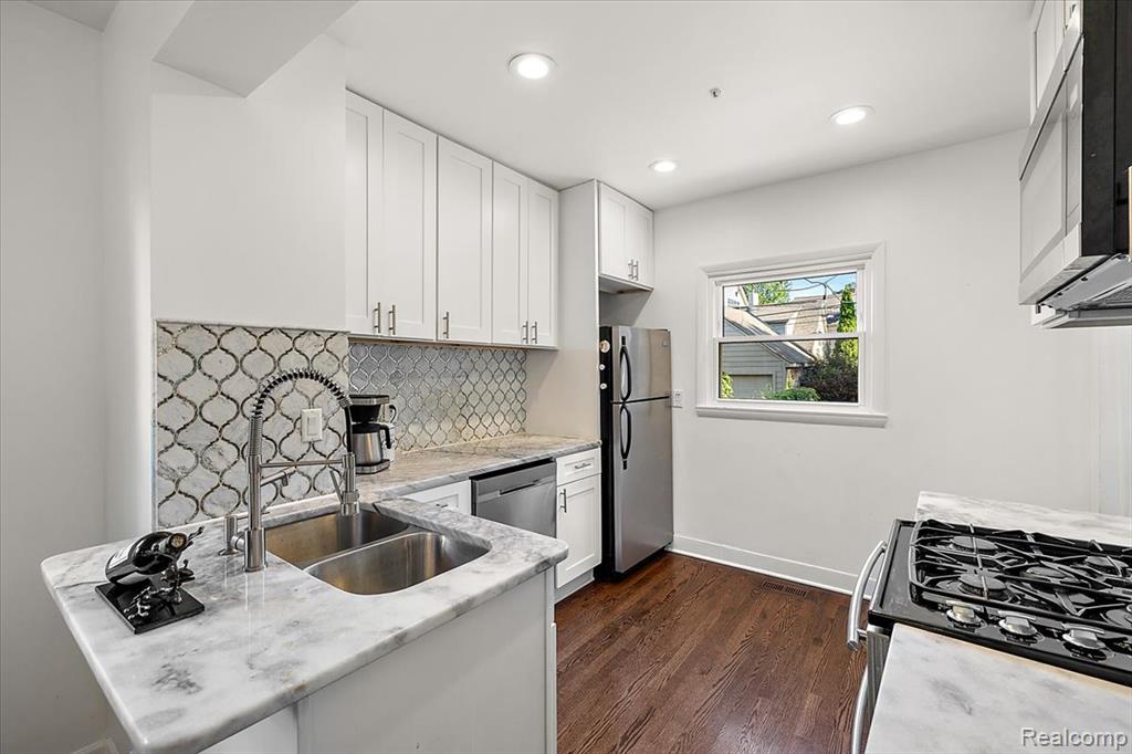 716 W Lincoln Street, Birmingham, MI 48009 — Photo 12