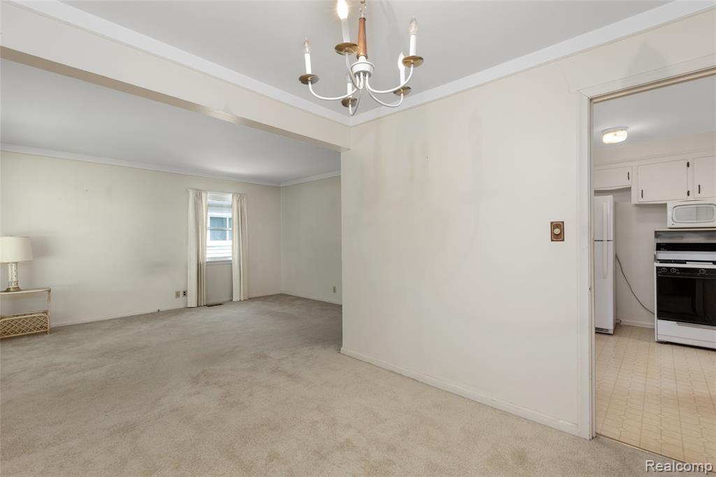 6455 Mayfair Street, Taylor, MI 48180 — Photo 10