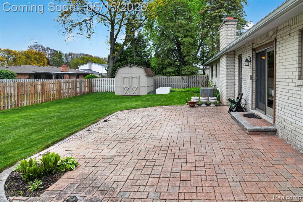 54524 Pocahontas Drive, Shelby Twp, MI 48315 — Photo 29