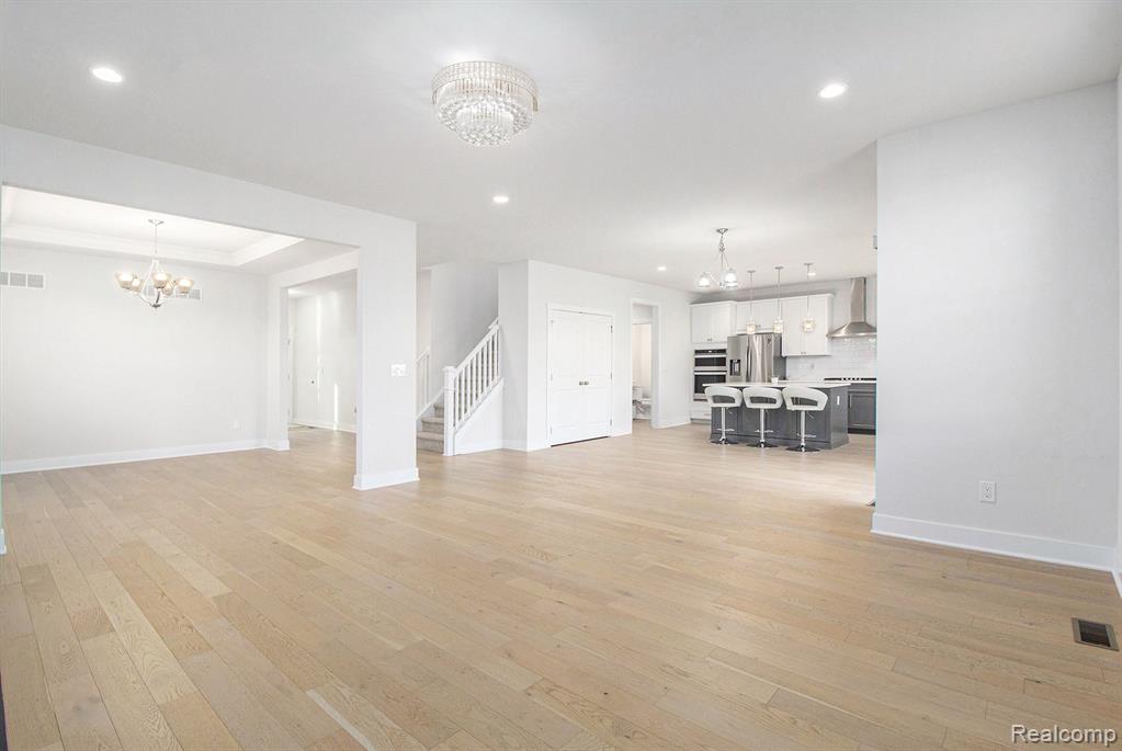 51008 Woodford Drive, Canton, MI 48188 — Photo 9
