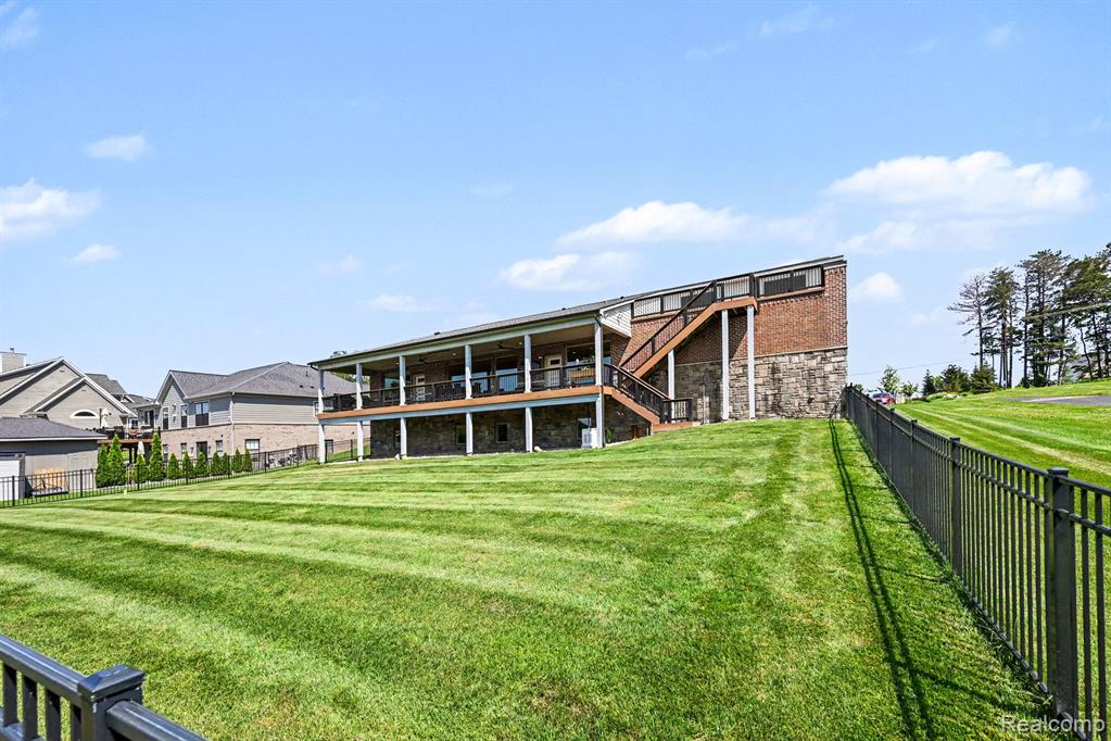 2943 Sleeth Road, Commerce Twp, MI 48382 — Photo 45
