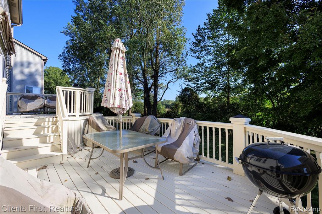 43103 Pond Bluff Drive, Van Buren, MI 48111 — Photo 21