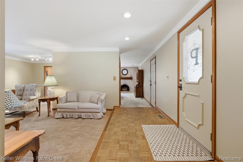 44063 Westminister Way, Canton, MI 48187 — Photo 9