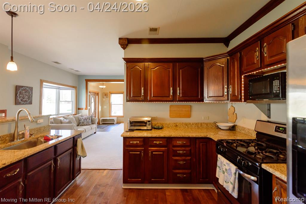 40 Potter Drive, Belleville, MI 48111 — Photo 13