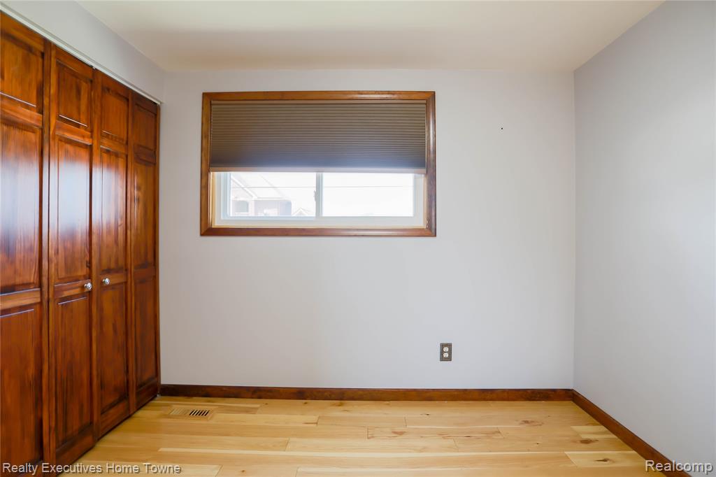 38146 Mast Street, Harrison Township, MI — Photo 41