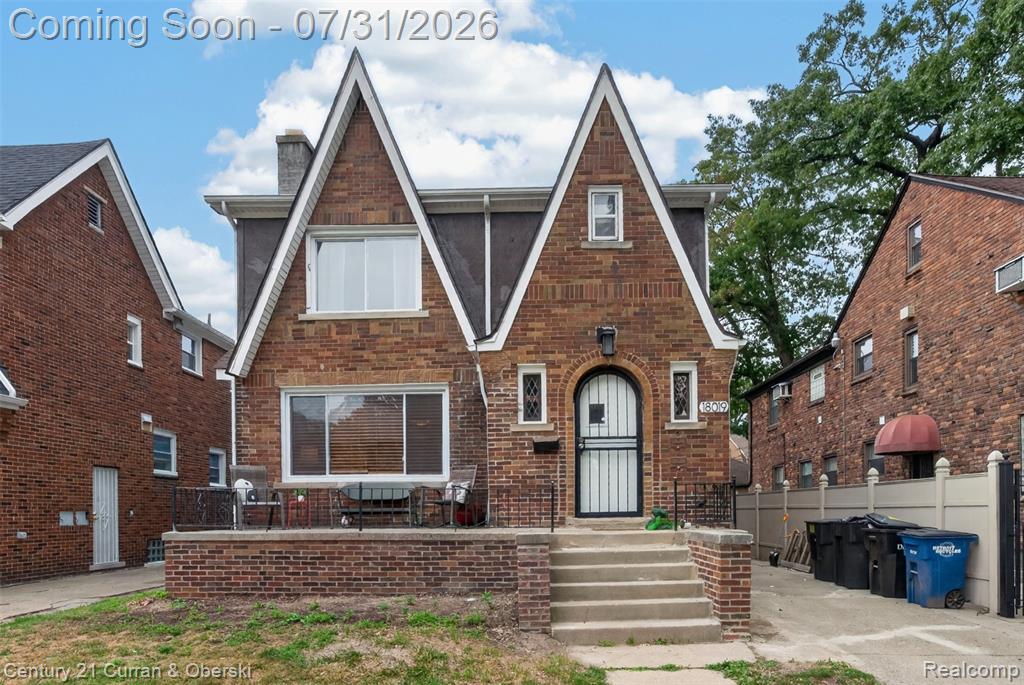 18019 Roselawn Street - Photo 2