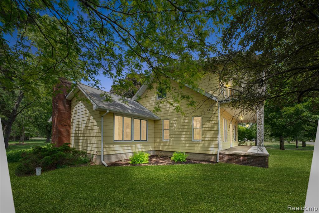 607 E King Street, Corunna, MI 48817 — Photo 3