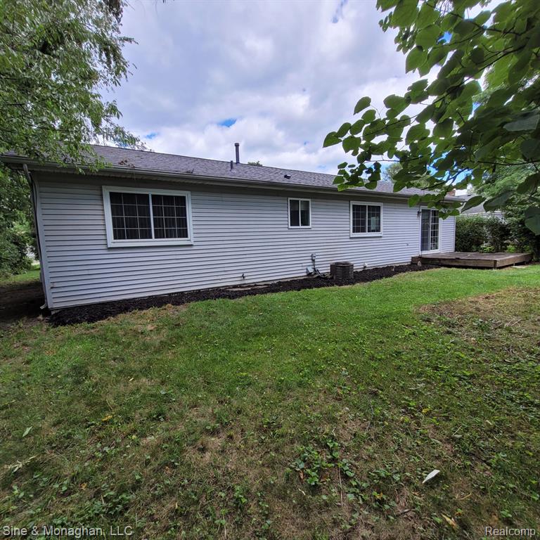 846 HOLMES Road, Ypsilanti, MI 48198 — Photo 2