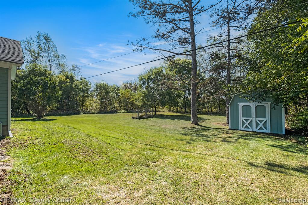 1366 S Morrish Road, Flint, MI 48532 — Photo 26