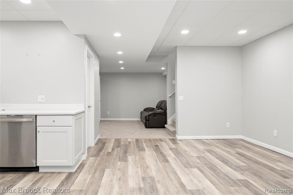 4211 Kent Road, Royal Oak, MI 48073 — Photo 23