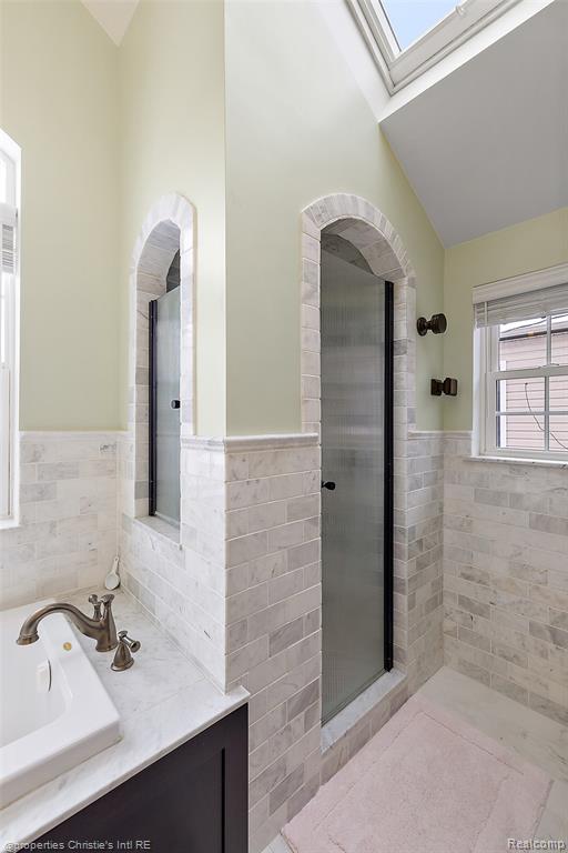 446 McKinley Avenue, Grosse Pointe Farms, MI 48236 — Photo 24