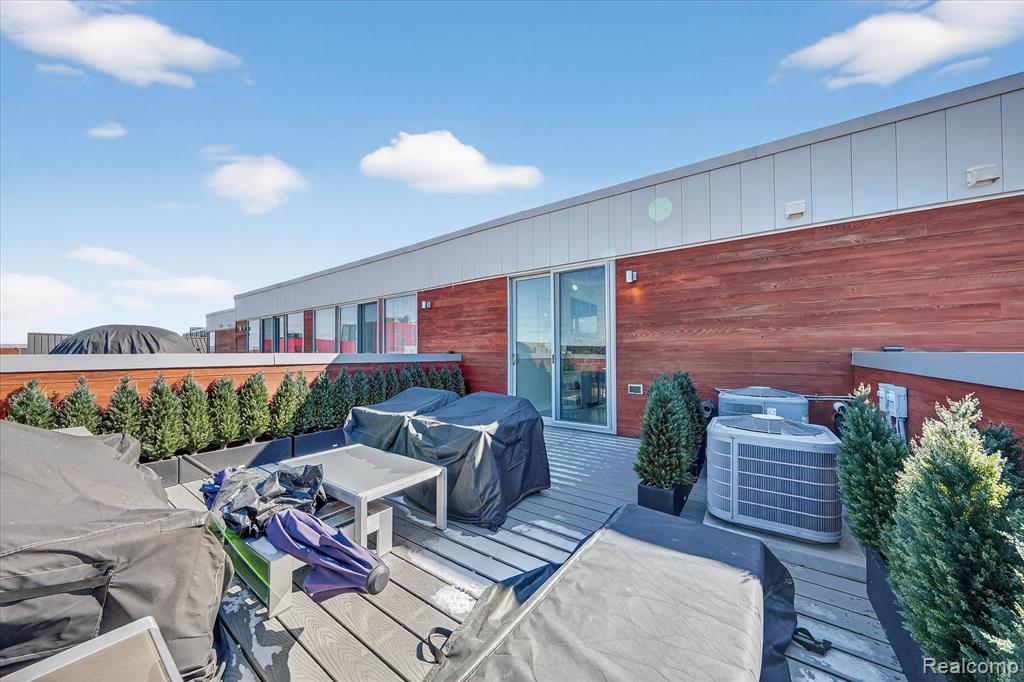 229 Alfred Street, Detroit, MI 48201 — Photo 40