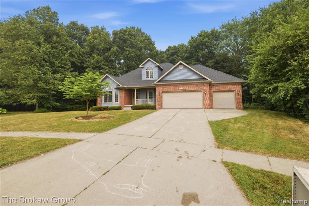 10261 Coachman Court, Davison, MI 48423 — Photo 55