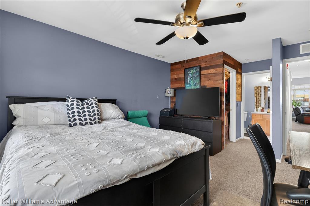 446 Old Pine Way, Walled Lake, MI 48390 — Photo 20