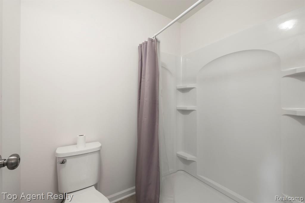 63770 Dequindre Road, Washington, MI 48095 — Photo 37