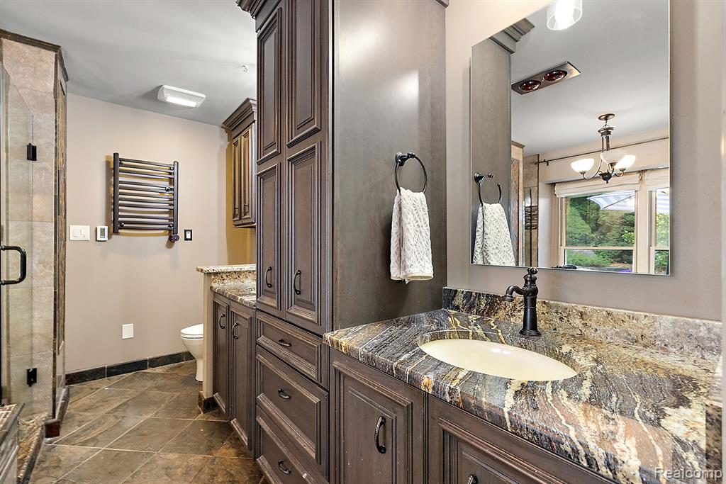 4378 Compton Way, Bloomfield Hills, MI 48302 — Photo 45