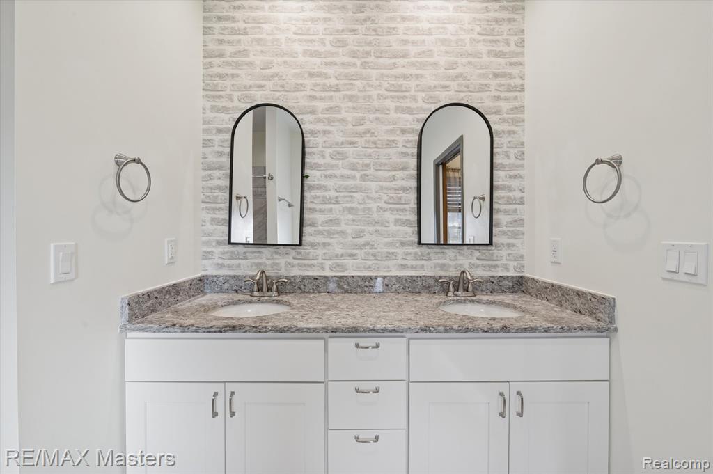 25845 Martinsville Road, New Boston, MI 48164 — Photo 26