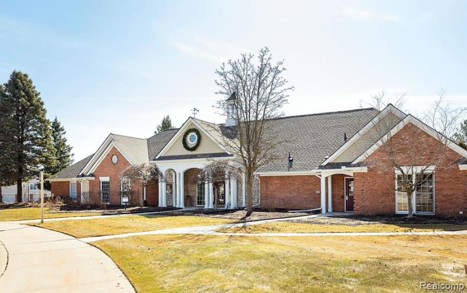 56467 CHESAPEAKE Trail, Utica, MI 48316 — Photo 31