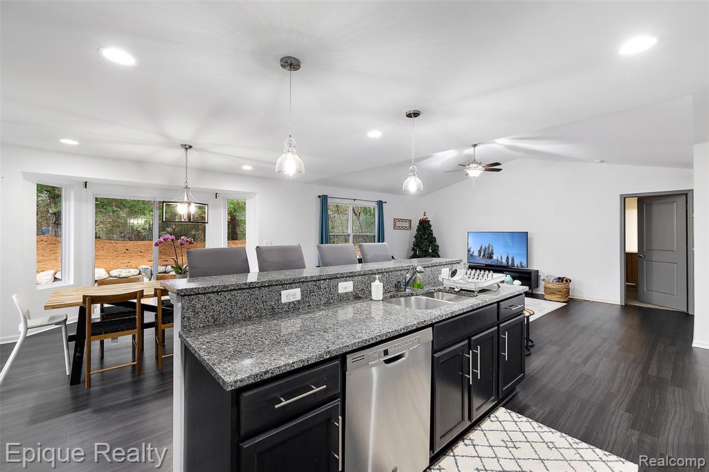 86 Crosbie, Lake Orion, MI 48362 — Photo 19